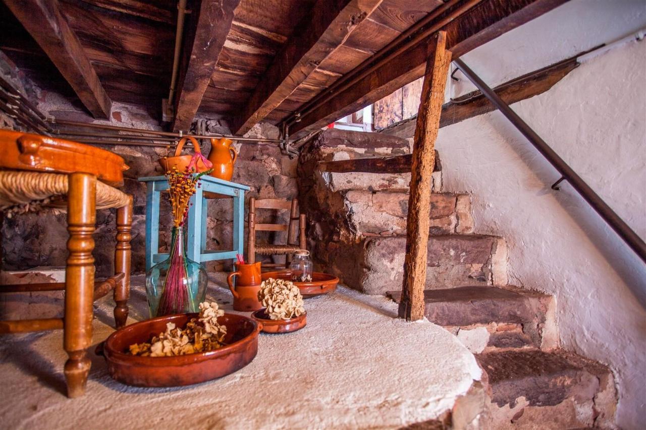 El Moli De Baix Villa Riudaura Dış mekan fotoğraf